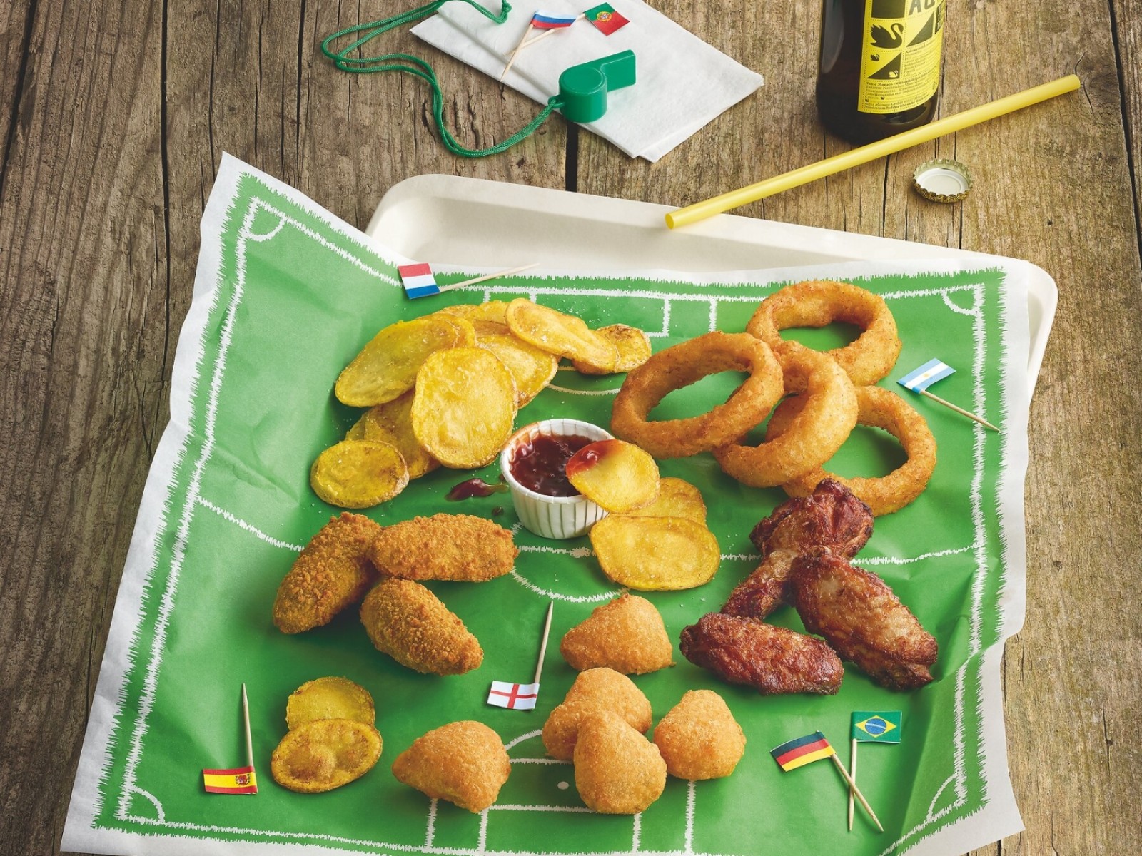 e3_chili_cheese_nuggets_fussball-1800