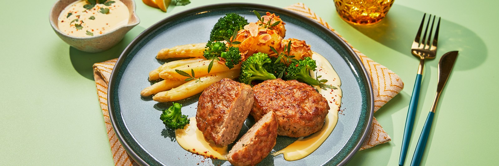 e3_fvz_kalbfleischfrikadelle_schupfnudeln