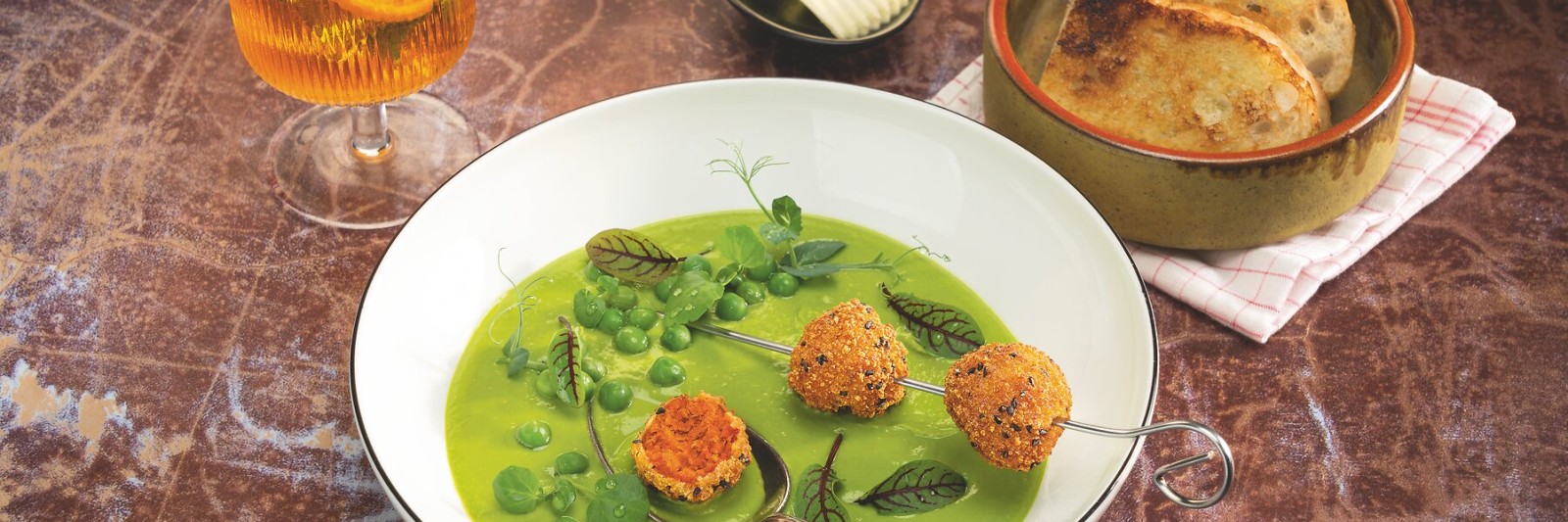 e3_funky_falafel_harissa_grilled_pepper-1800