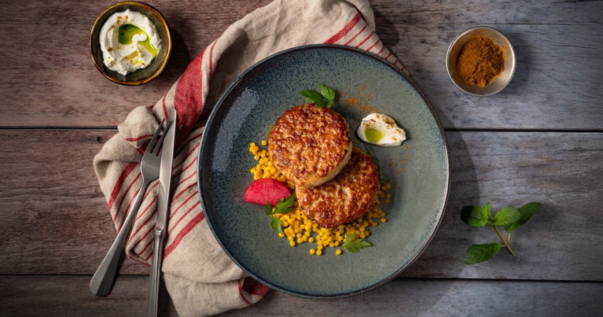 Geflügelfrikadelle mit Couscous – Salomon Foodworld