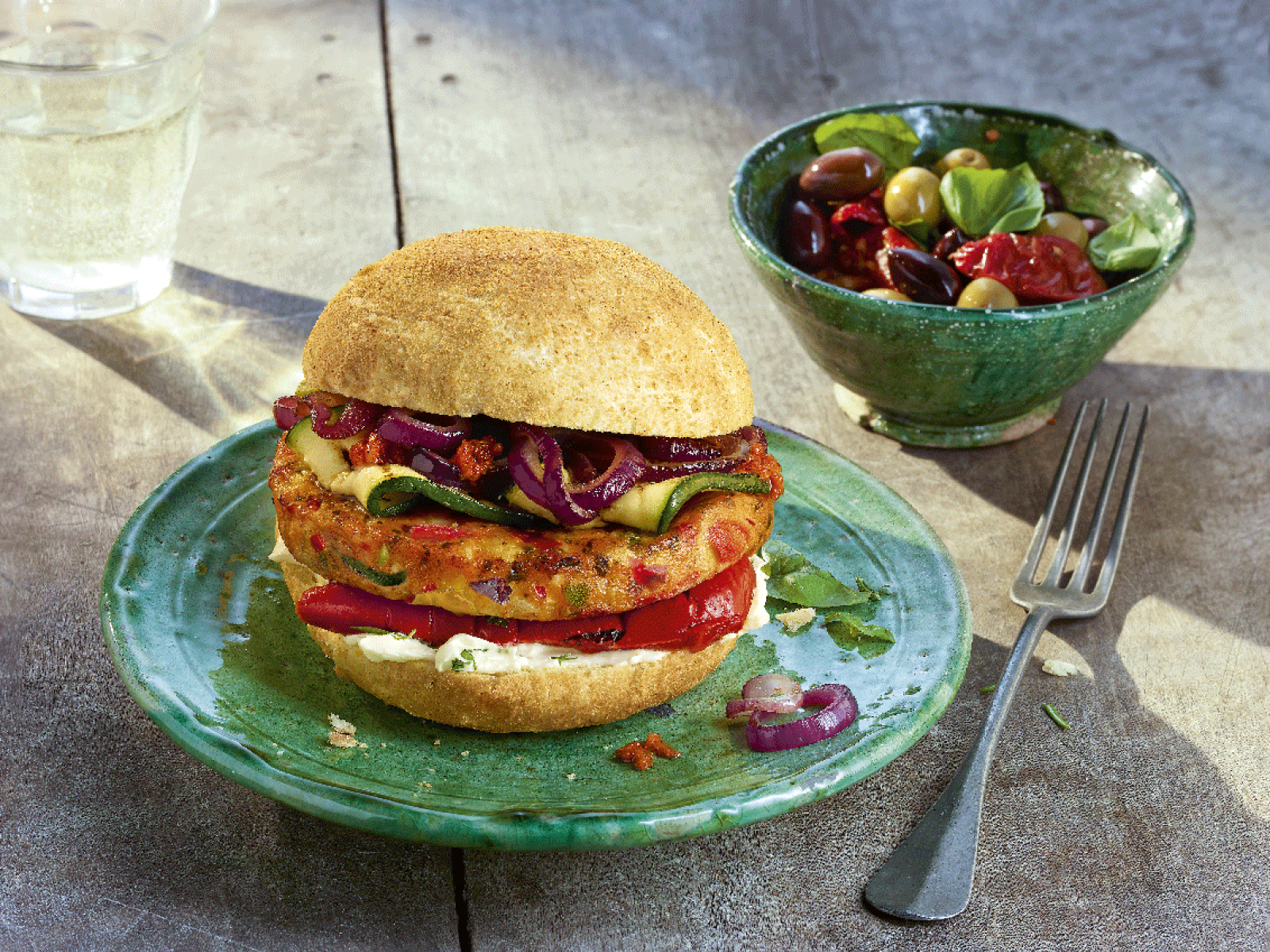 mediterranean-veggie-burger_72dpi_rezept