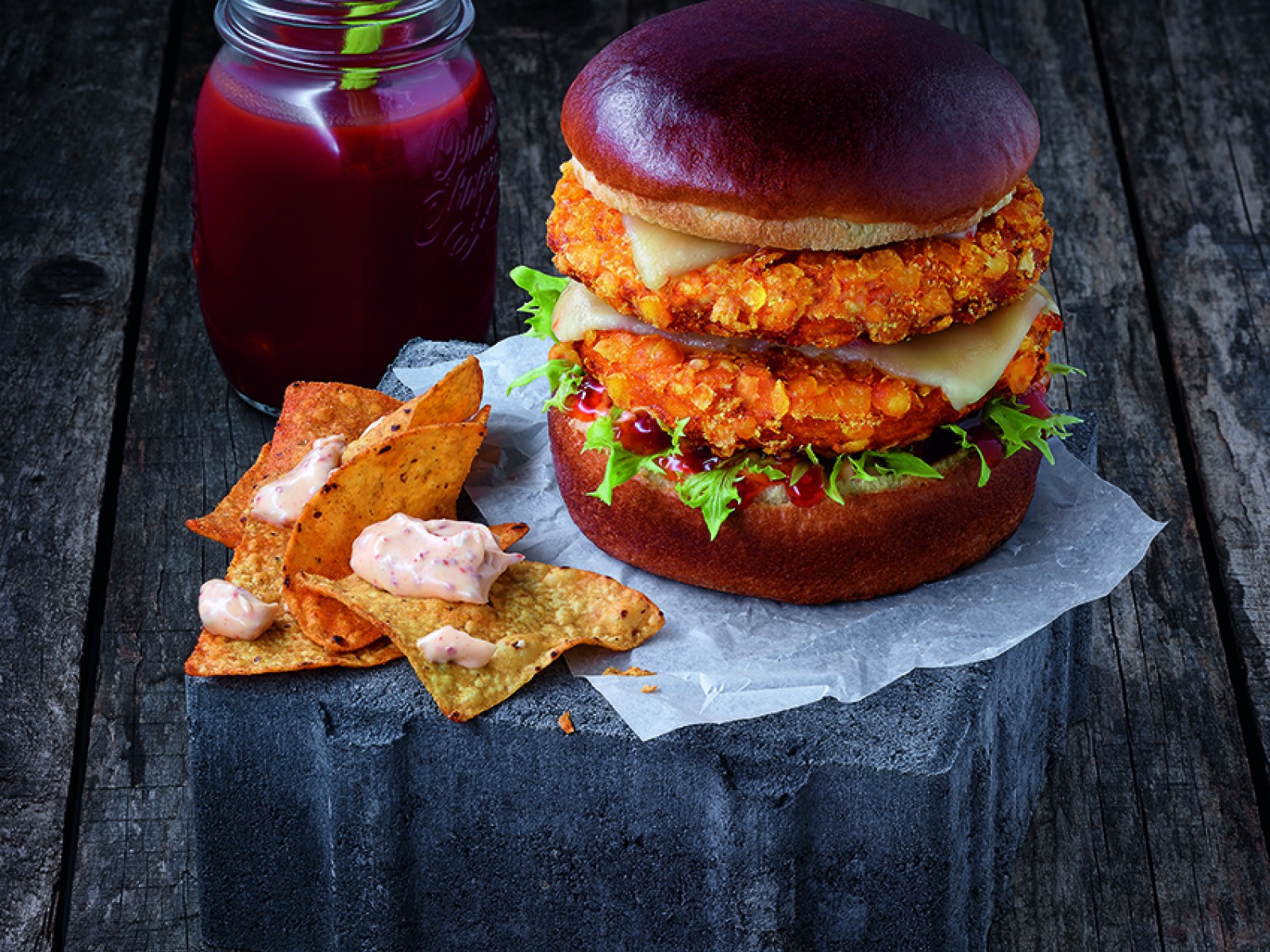 Crunchy_Chikn_Burger_Rezept_Culinary Code_Abenteuer &amp; Nervenkitzel_72dpi