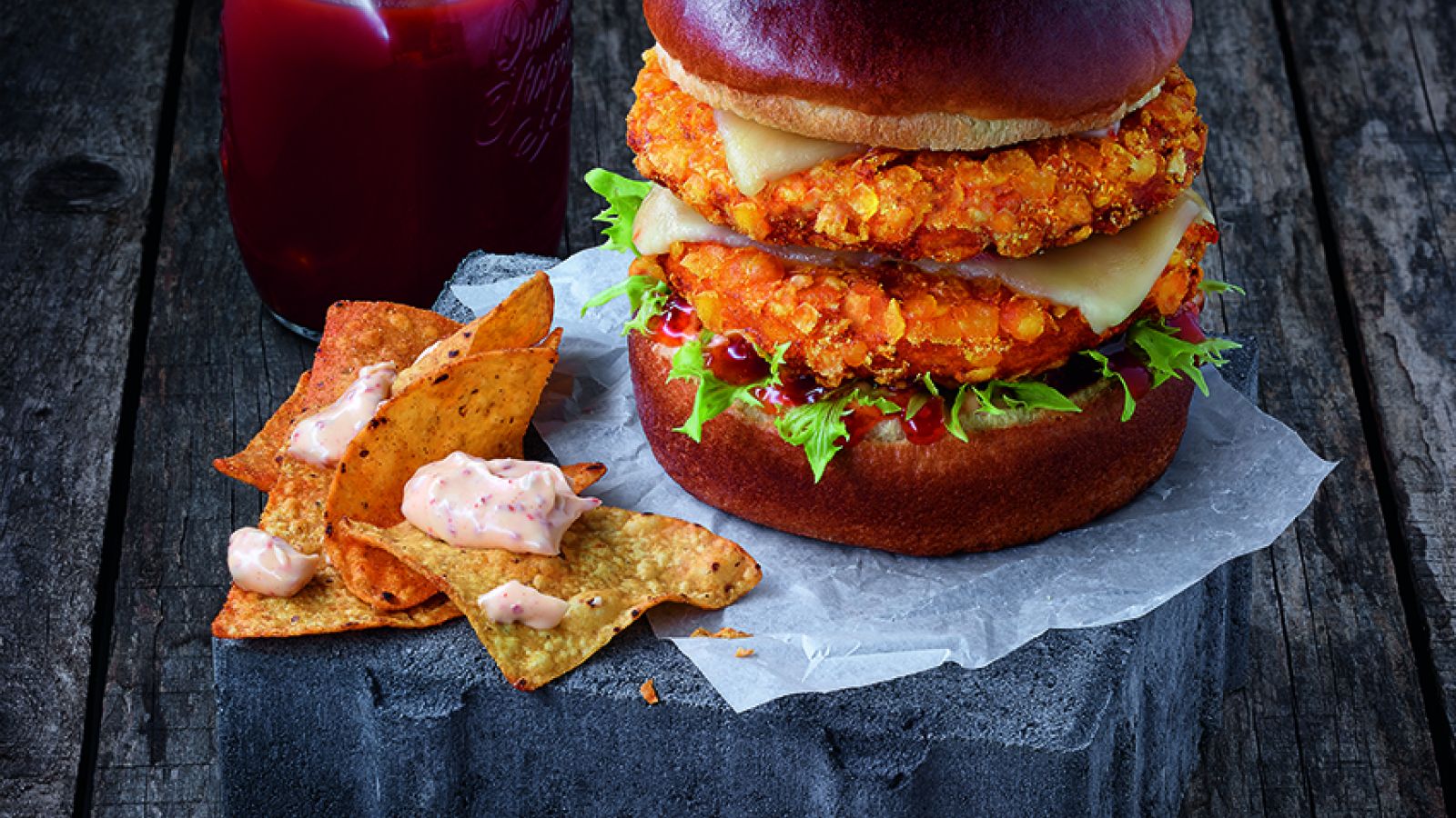 Crunchy_Chikn_Burger_Rezept_Culinary Code_Abenteuer & Nervenkitzel_72dpi
