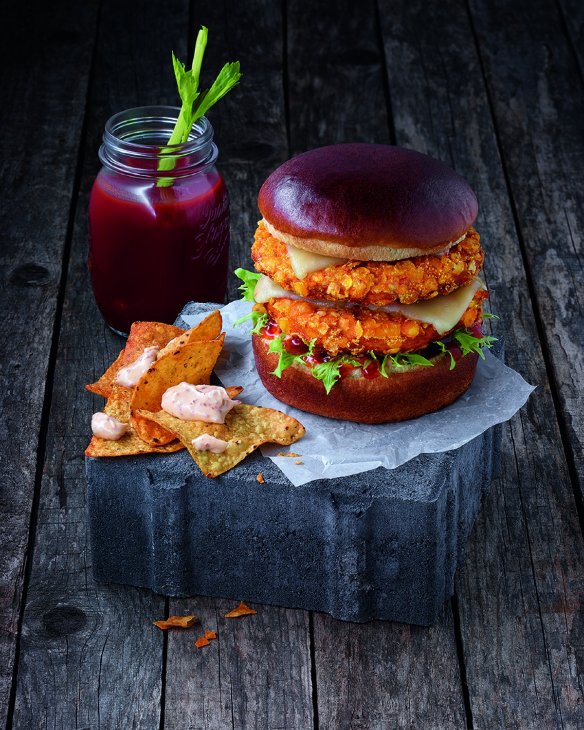 Crunchy_Chikn_Burger_Rezept_Culinary Code_Abenteuer & Nervenkitzel_72dpi
