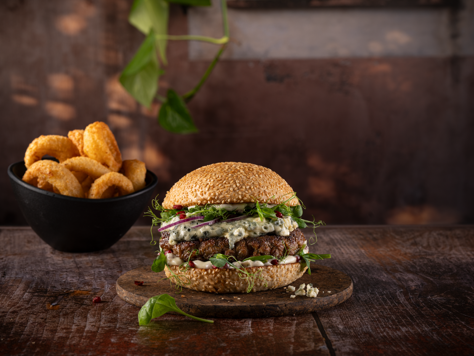 e3_storytelling_folder_final_72dpi