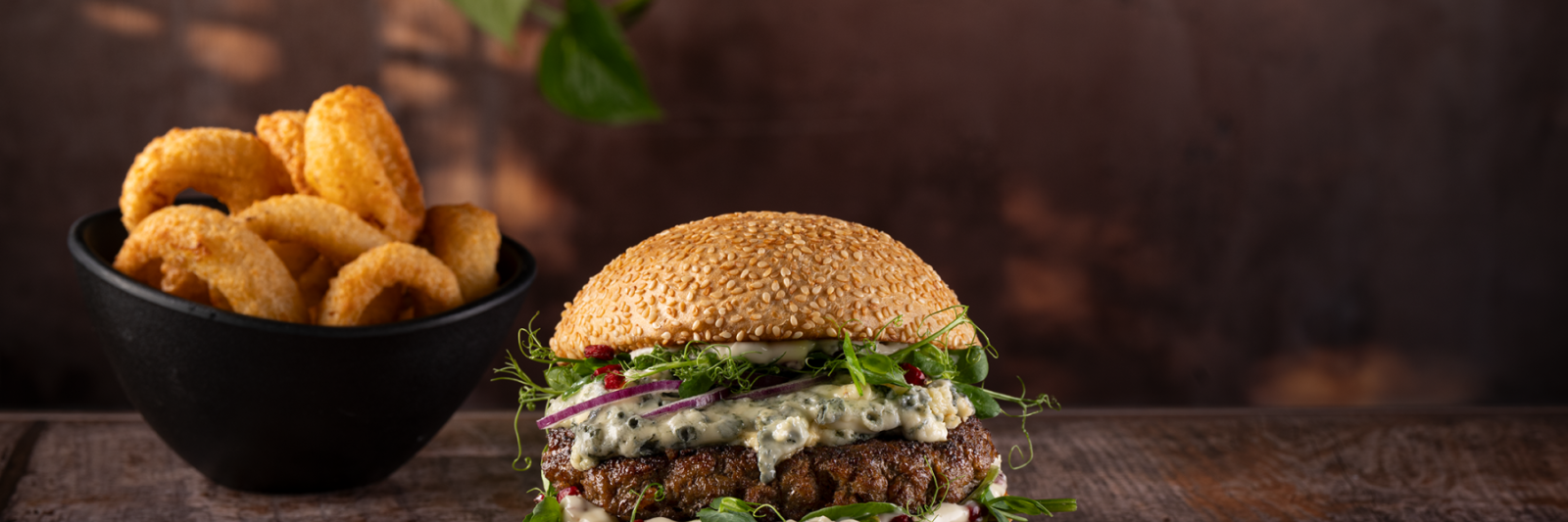 e3_storytelling_folder_final_72dpi