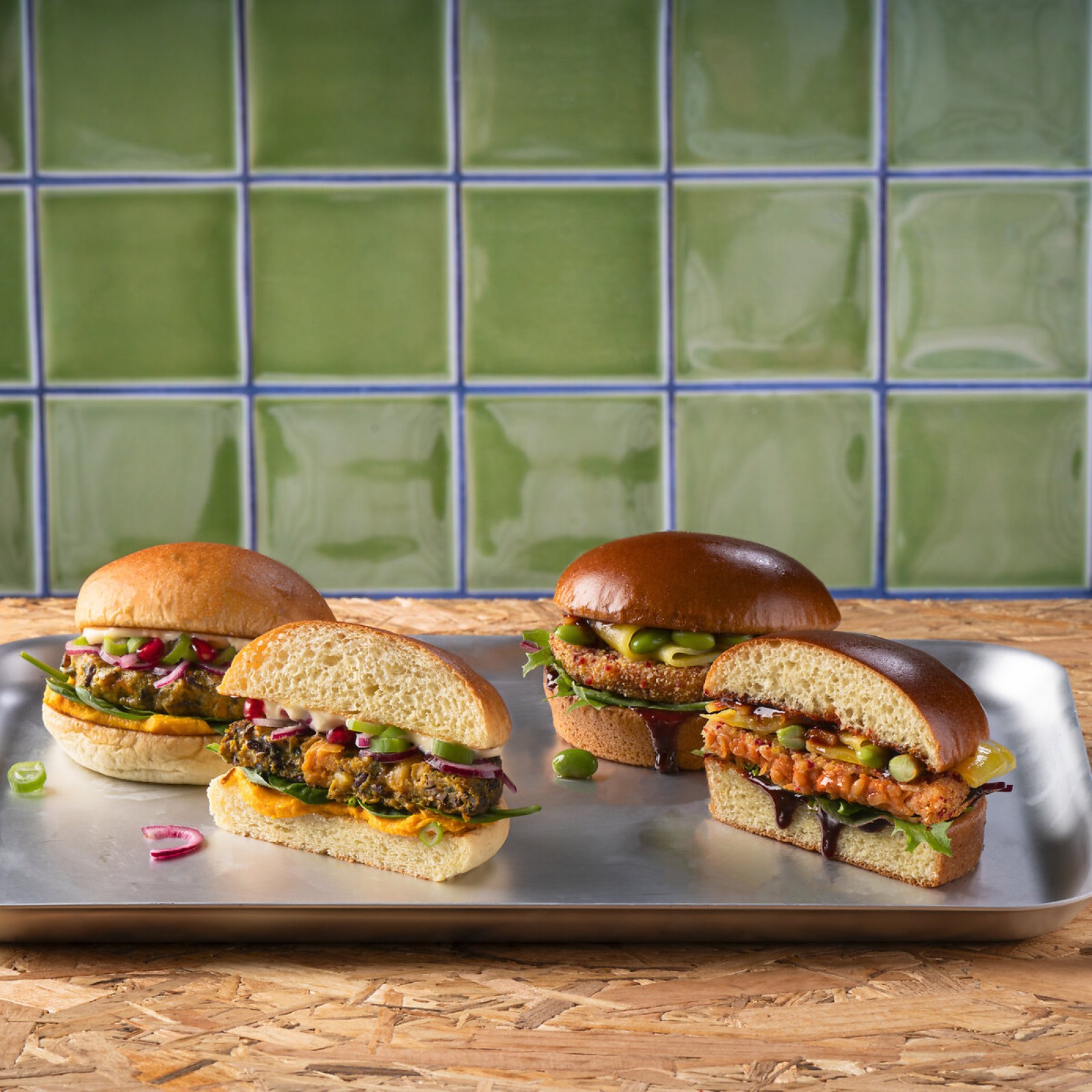 butternut_squash_burger_crunchy_kimchi_burger_halbiert-1