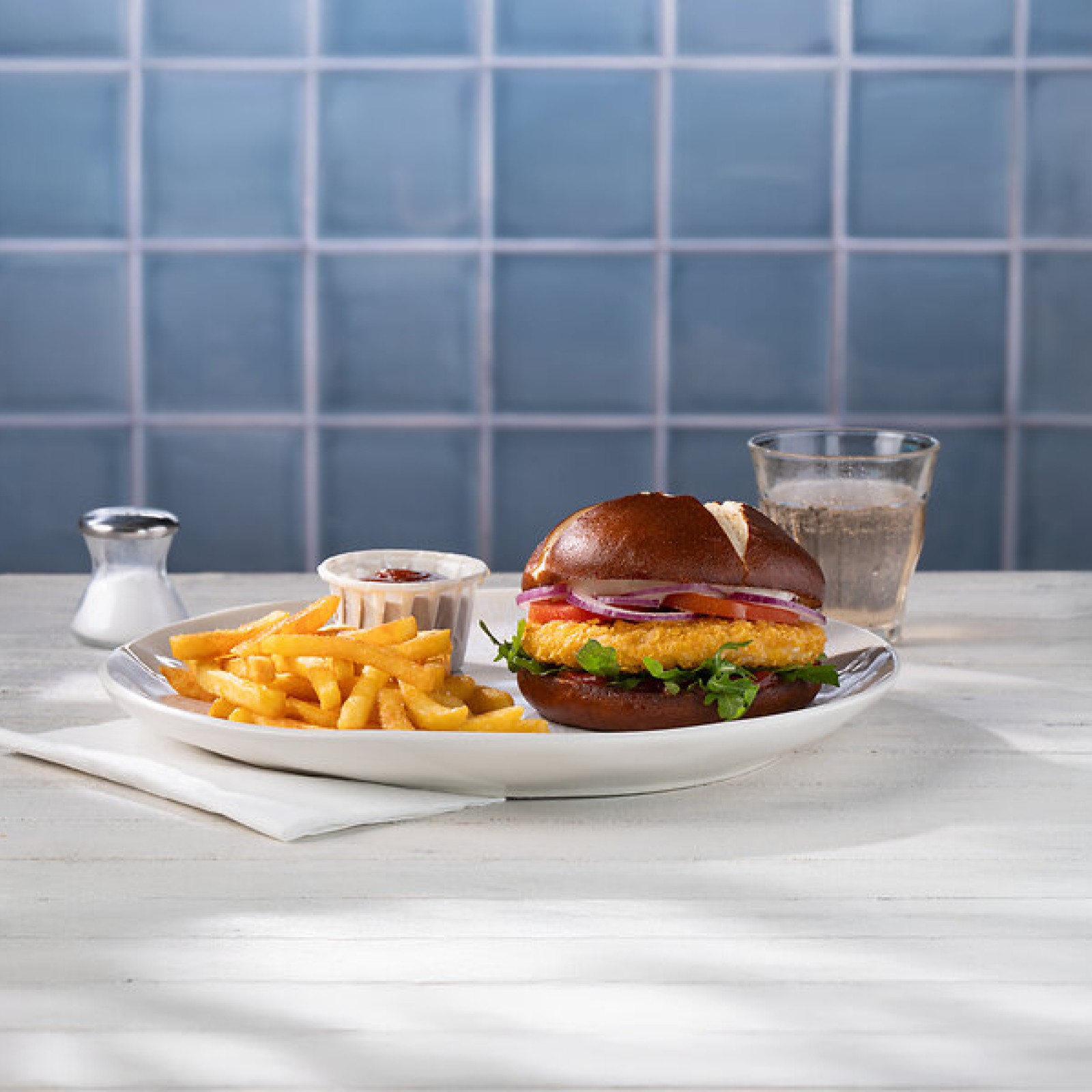 e3_ranch_master_crispy_chikn_burger