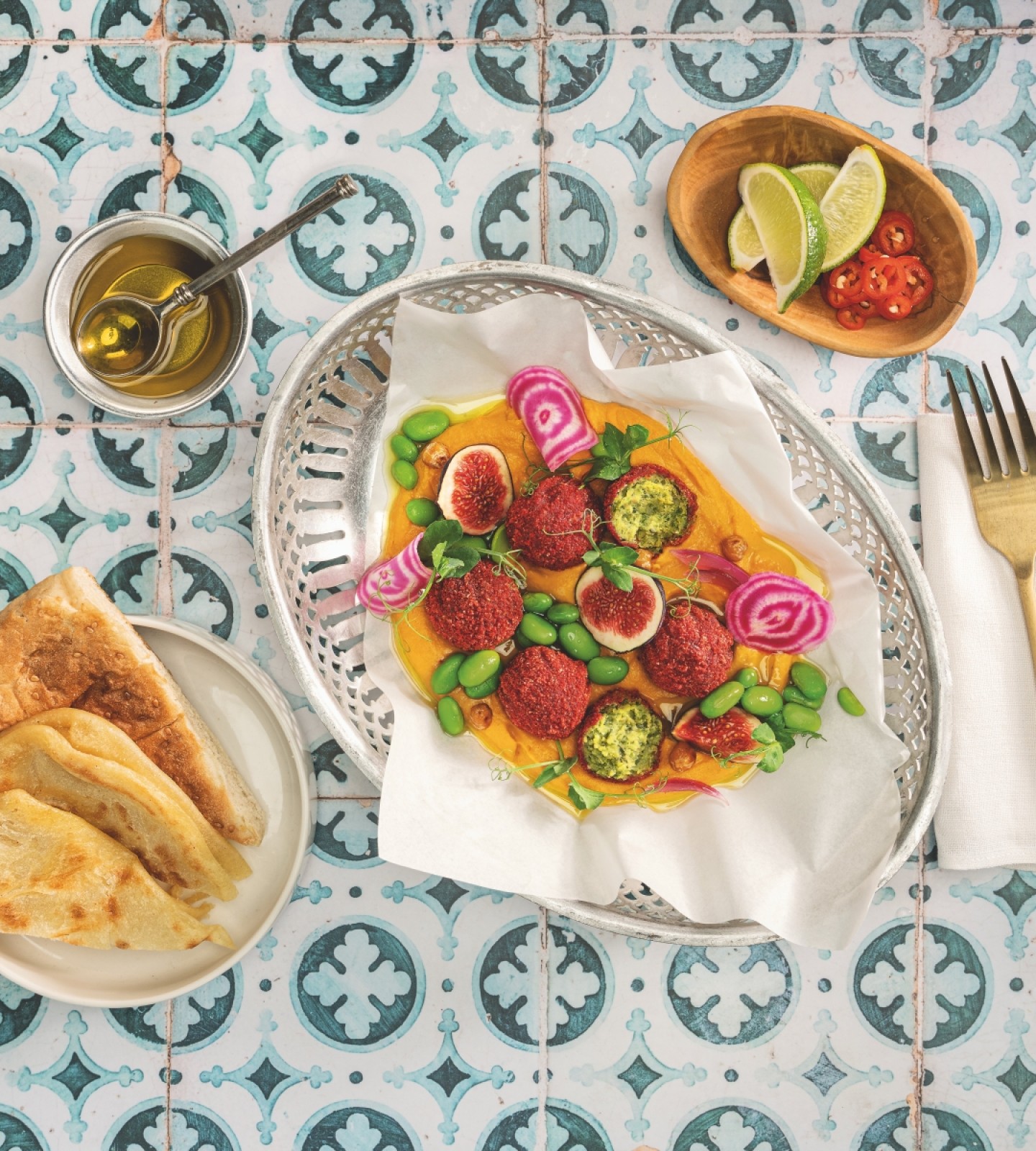 e3_funky_falafel_edamame_herbs